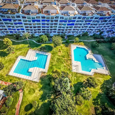 شقة 2 Bedroom With Pool And Parking In Puerto Banus