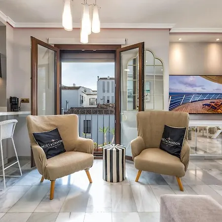شقة 2 Bedroom With Pool And Parking In Puerto Banus ماربيا