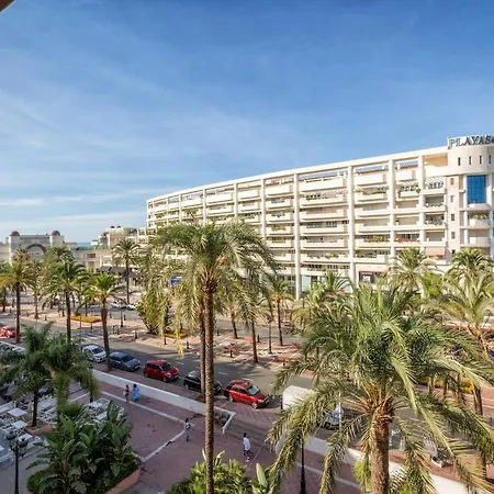 2 Bedroom With Pool And Parking In Puerto Banus *
